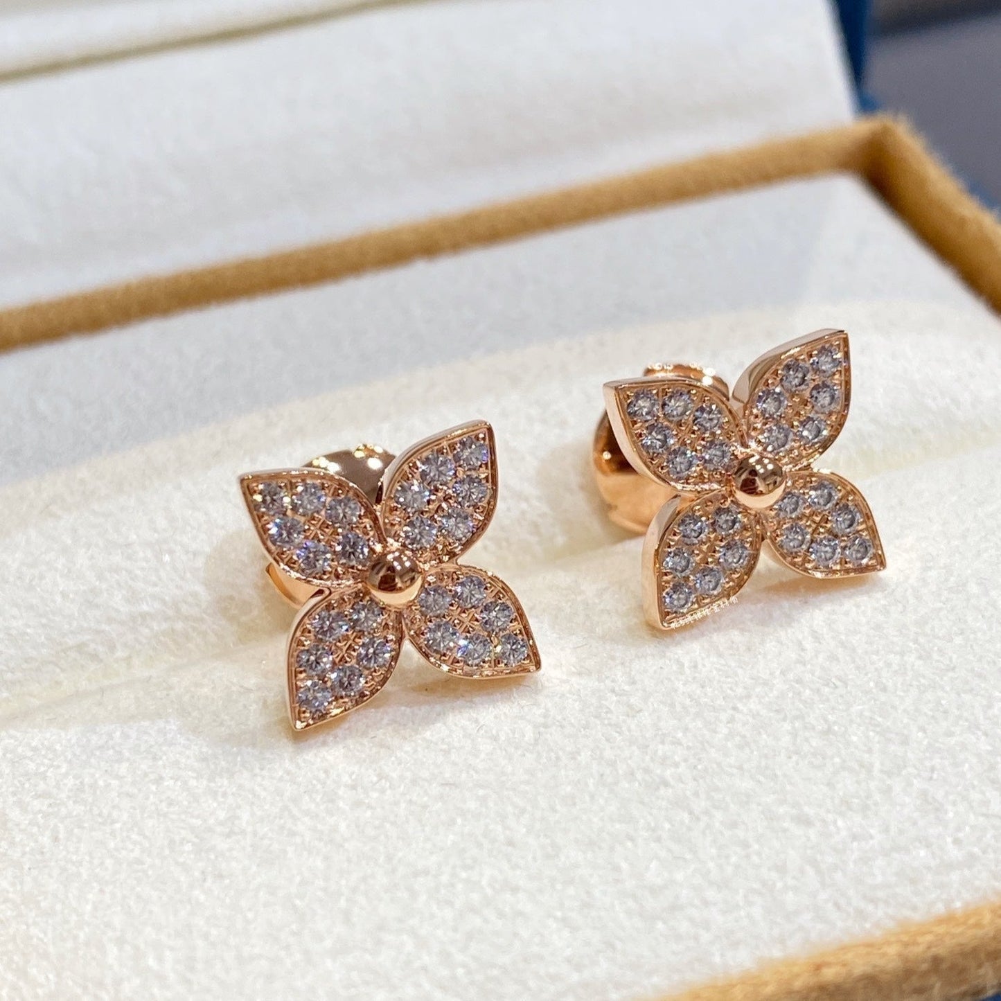 [Topon]STAR DIAMOND EARRINGS