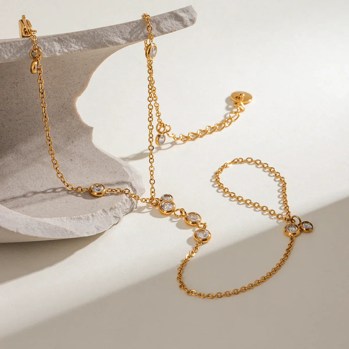 [Topon]Elina Diamond Hand Chain
