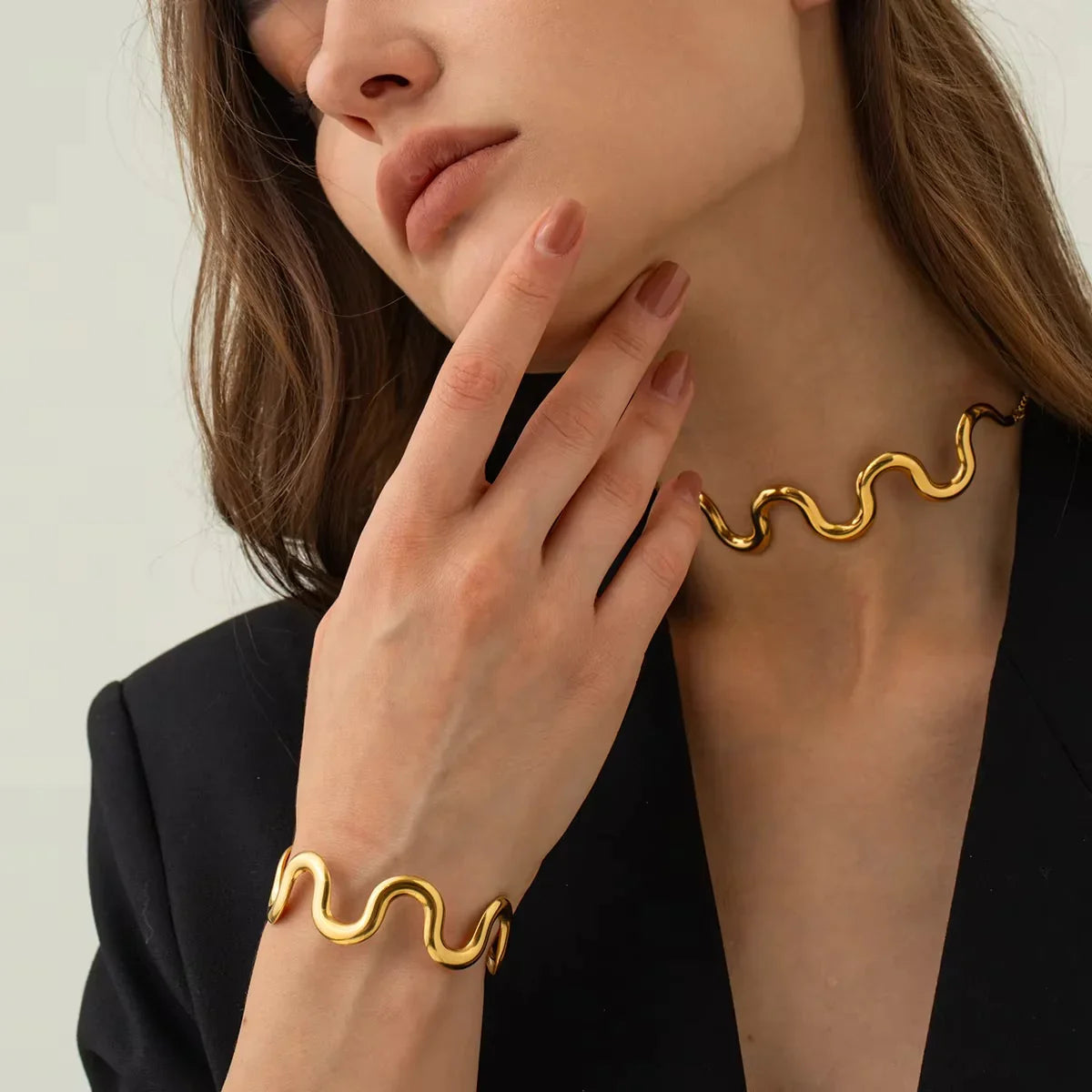 [Topon]Senna Twisted Gold Bangle